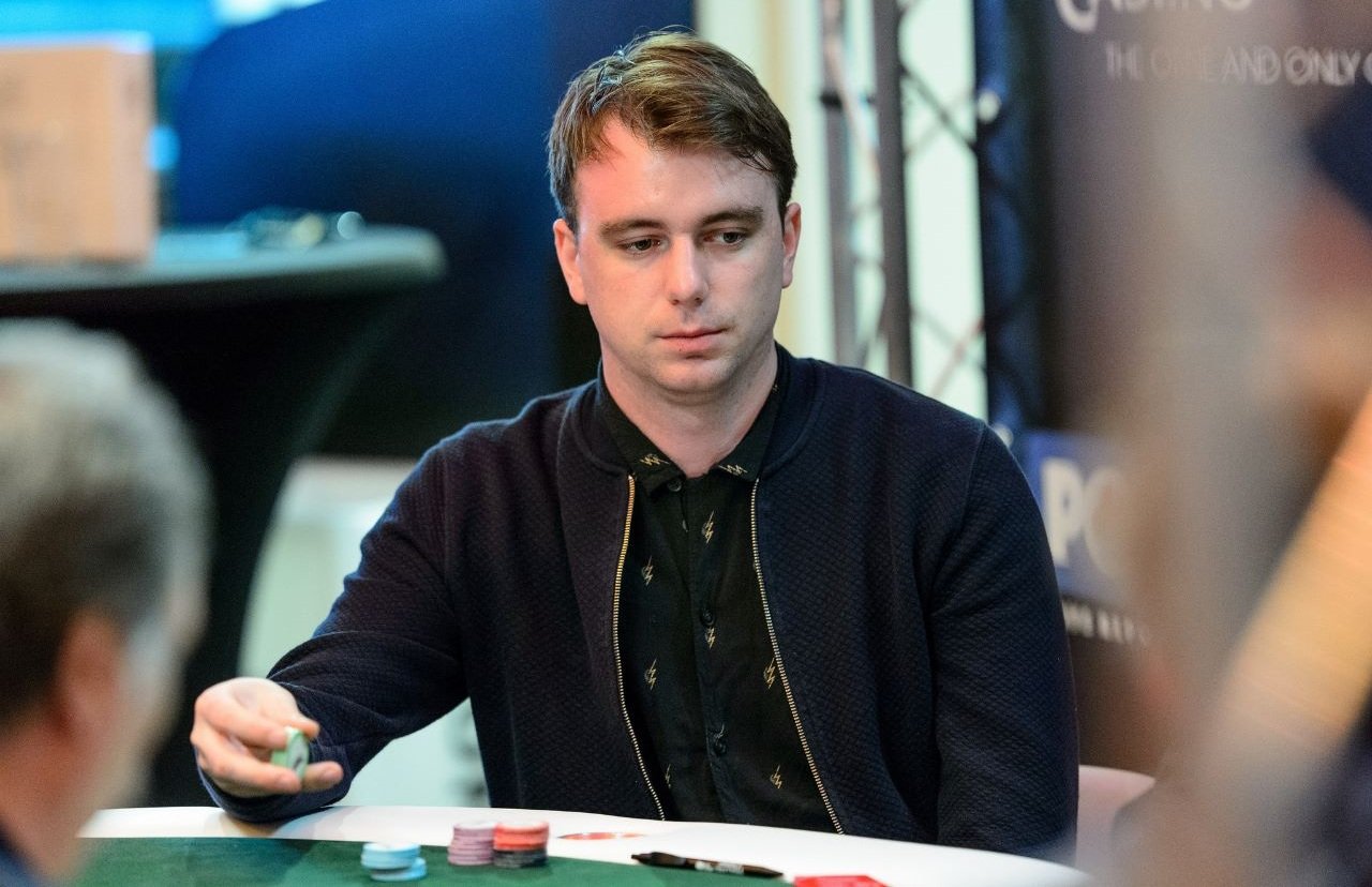Два российских покериста оказались в финале Sunday Million