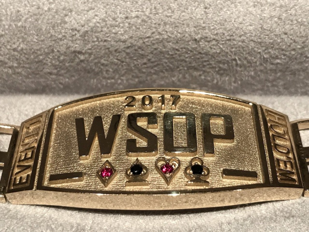 Кто из покеристов чаще всех упускает браслет WSOP?